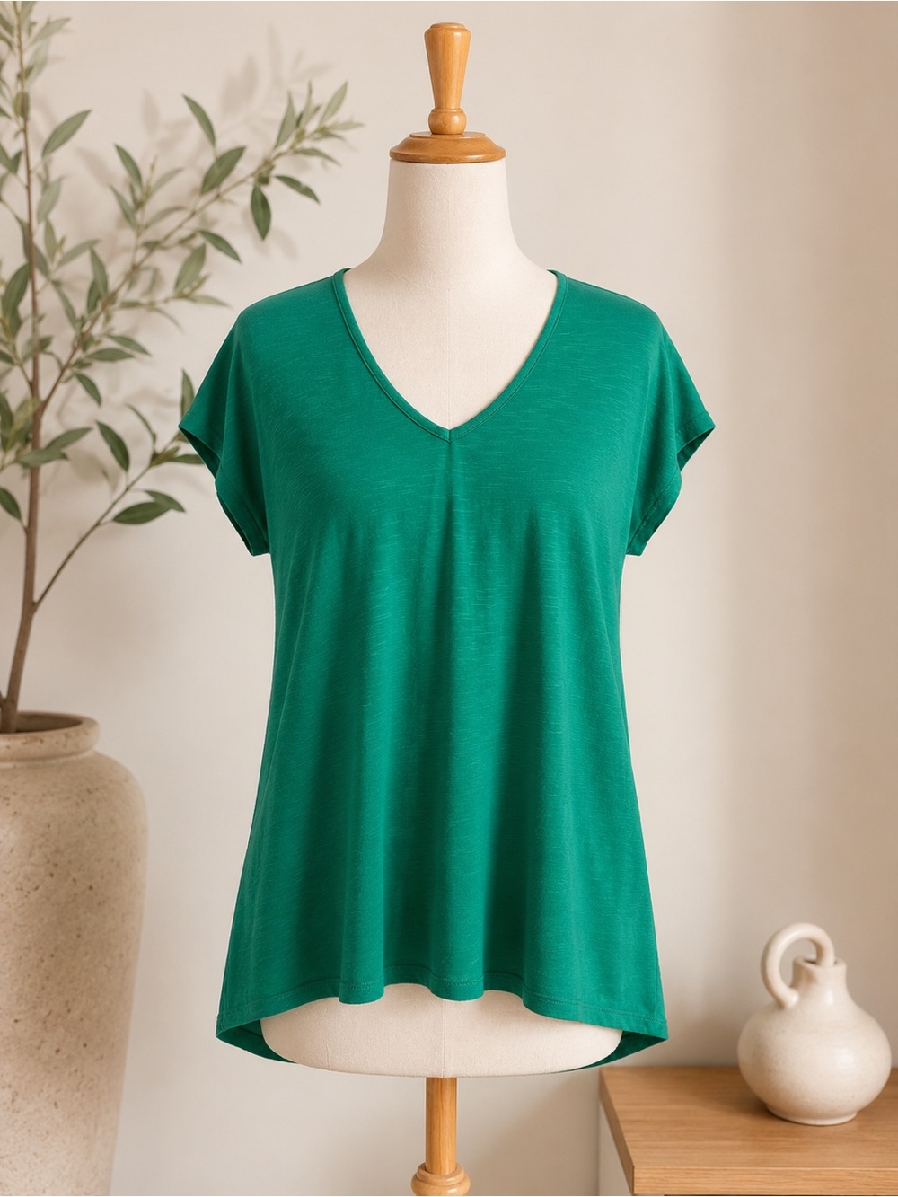 Maurice’s 24/7 Swing V-Neck Short Sleeve Tee - Kelly Green